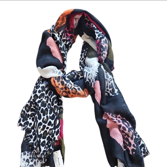 Anna & Ava Animal Print scarf Multi Colorblock Leopard Oblong NWT - Picture 2 of 7